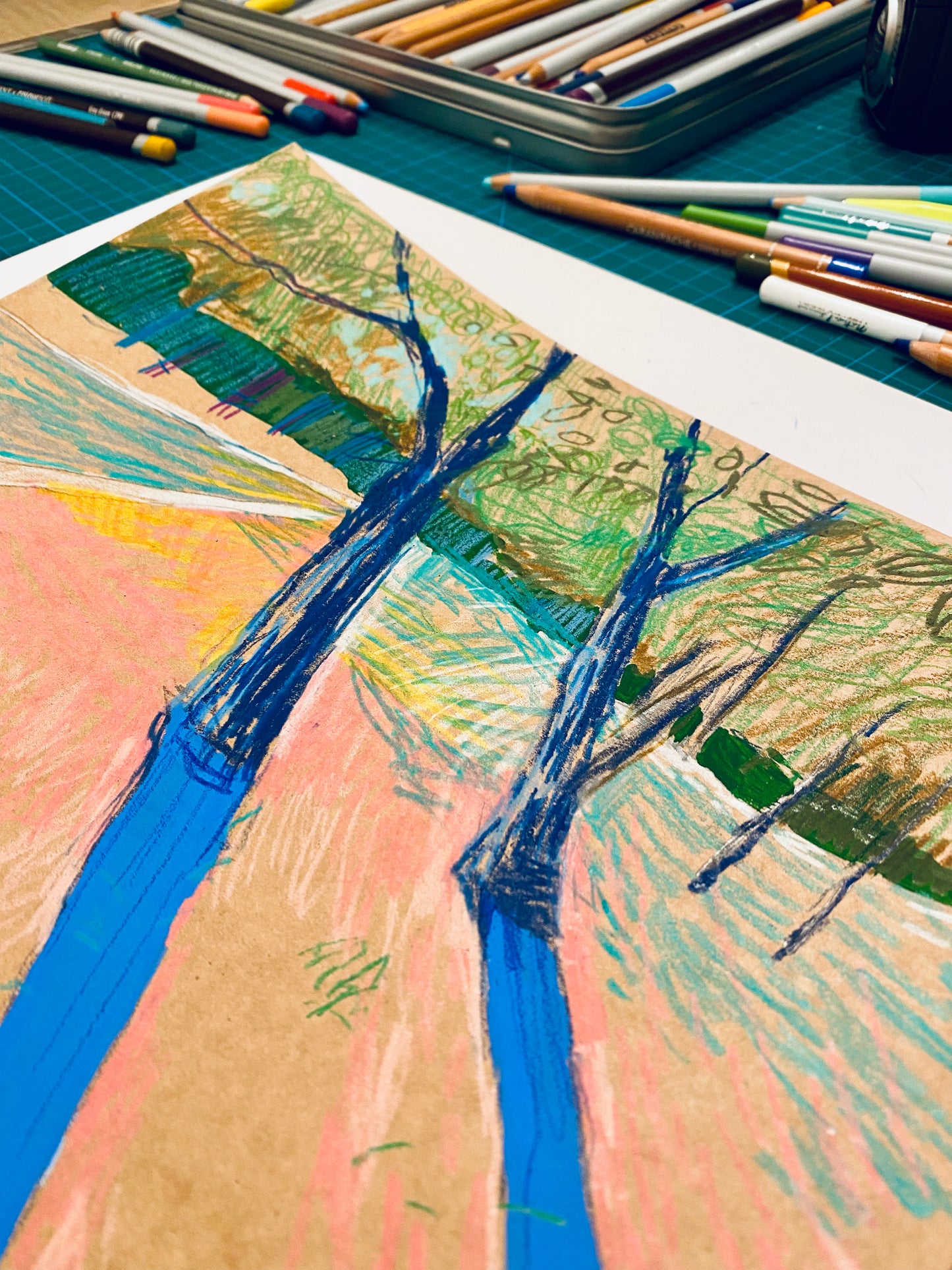 Lato z niebieskimi cieniami